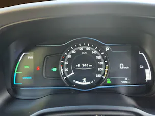 HYUNDAI Ioniq 1.6 GDi HEV Launch Plus