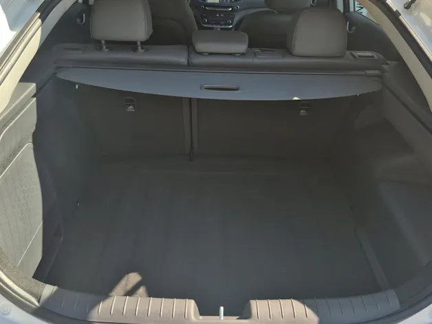 HYUNDAI Ioniq 1.6 GDi HEV Launch Plus