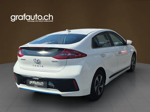 HYUNDAI Ioniq 1.6 GDi HEV Launch Plus