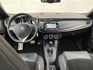 ALFA ROMEO Giulietta 1750 TBi Veloce TCT