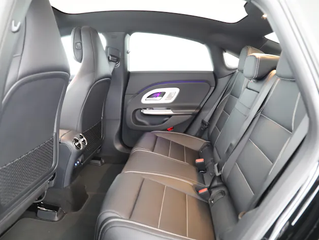 MERCEDES-BENZ CLA 350 4MATIC EQ