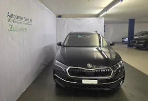 SKODA Octavia Combi 2.0 TDI DSG Selection