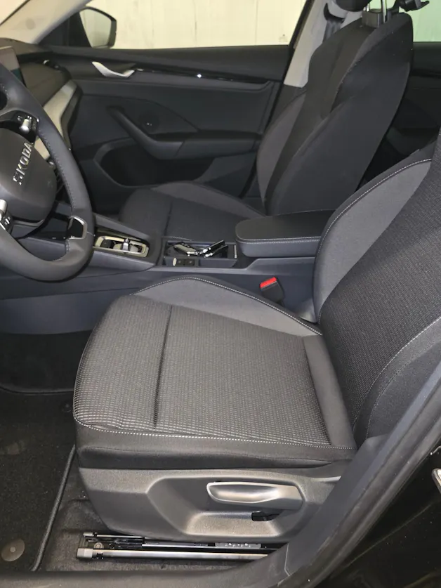 SKODA Octavia Combi 2.0 TDI DSG Selection