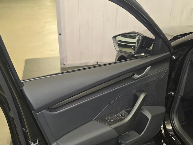 SKODA Octavia Combi 2.0 TDI DSG Selection