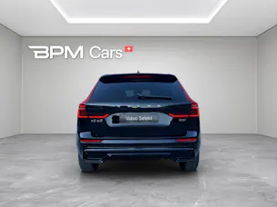 VOLVO XC60 2.0 B5 MH Plus Dark AWD