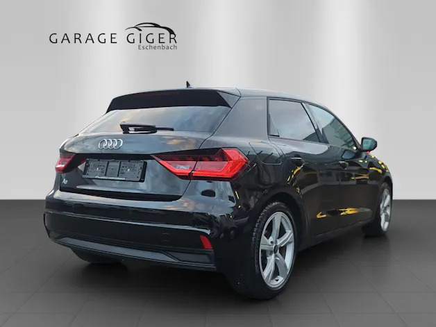 AUDI A1 Sportback 30 TFSI advanced Attraction S-tronic
