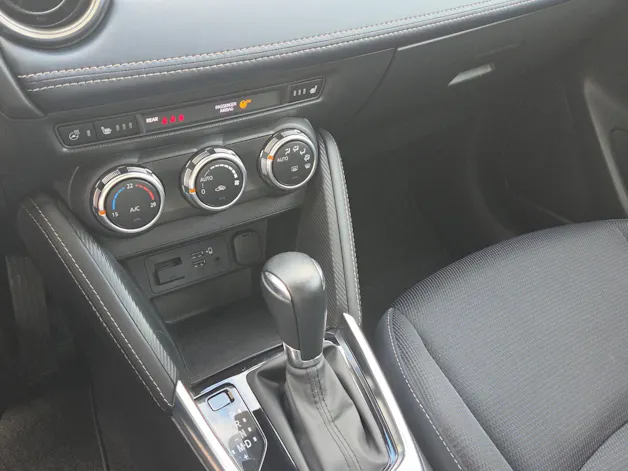 MAZDA 2 G 90 Revolution