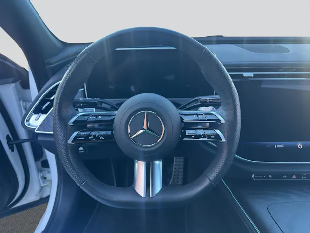 MERCEDES-BENZ E 200 AMG Line 9G-Tronic Night