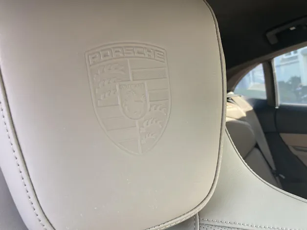 PORSCHE Taycan GTS Sport Turismo