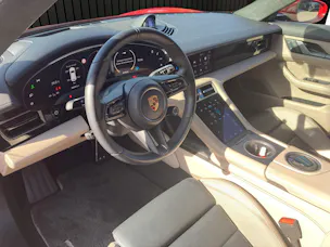 PORSCHE Taycan GTS Sport Turismo