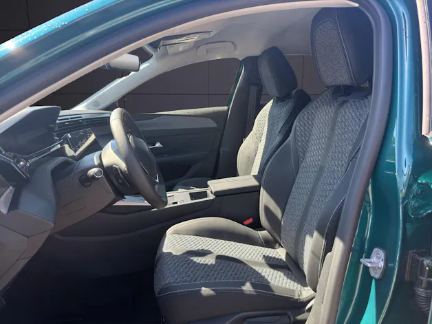 PEUGEOT 308 1.2 MHEV Allure