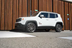 JEEP RENEGADE 1.4 TURBO 75th ANNIVERSARY AWD l 170 PS