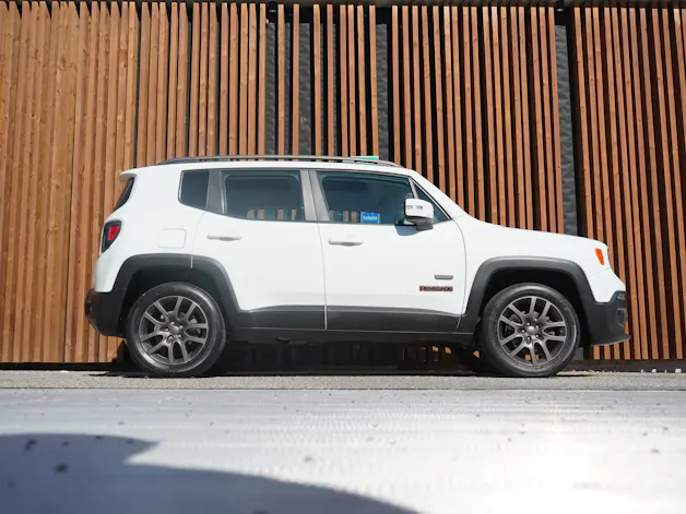 JEEP RENEGADE 1.4 TURBO 75th ANNIVERSARY AWD l 170 PS