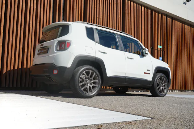 JEEP RENEGADE 1.4 TURBO 75th ANNIVERSARY AWD l 170 PS