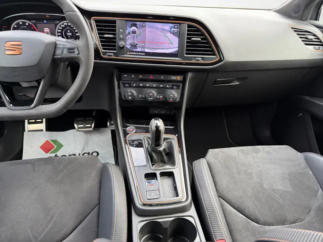 SEAT Leon ST 2.0 TSI Cupra R 300 4 Drive DSG