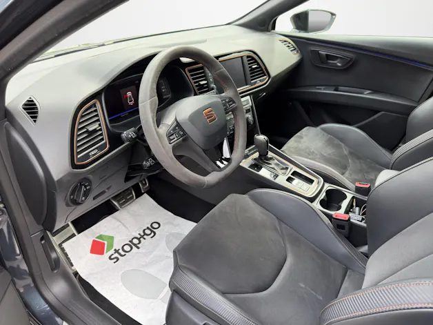 SEAT Leon ST 2.0 TSI Cupra R 300 4 Drive DSG