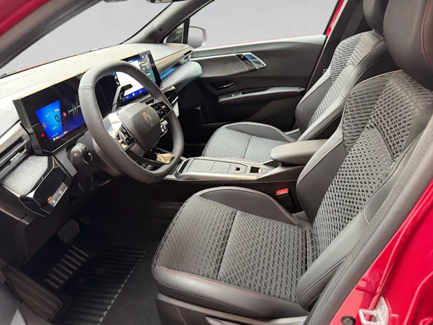 RENAULT Clio 1.8 E-Tech Techno