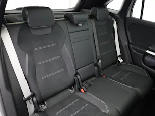 MERCEDES-BENZ GLA 200 7G-DCT