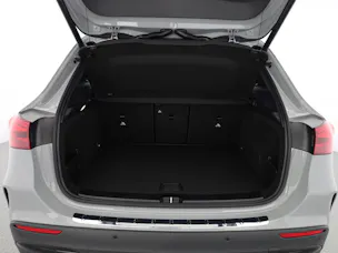 MERCEDES-BENZ GLA 200 7G-DCT