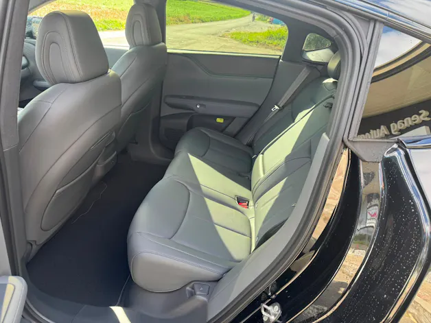 XPENG G6 80kWh Performance AWD Black Edition