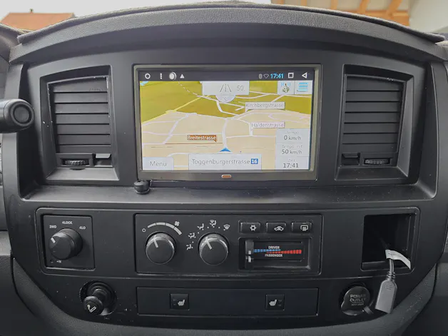 DODGE RAM 1500 Laramie Quad Cab