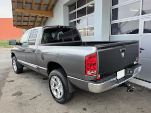 DODGE RAM 1500 Laramie Quad Cab