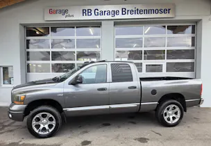 DODGE RAM 1500 Laramie Quad Cab
