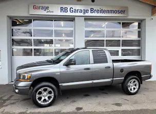 DODGE RAM 1500 Laramie Quad Cab