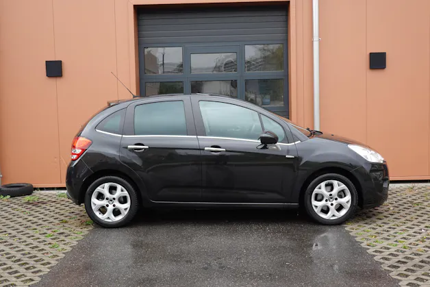 CITROEN C3 1.6i 16V Exclusive Automatic " * Véhicule CH * Tempomat * 8 Roues * intérieur tissus *"