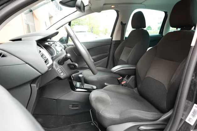 CITROEN C3 1.6i 16V Exclusive Automatic " * Véhicule CH * Tempomat * 8 Roues * intérieur tissus *"