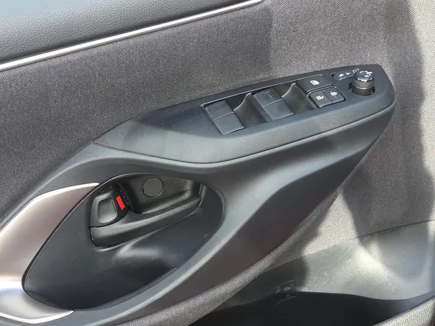 MAZDA 2 Hybrid Select