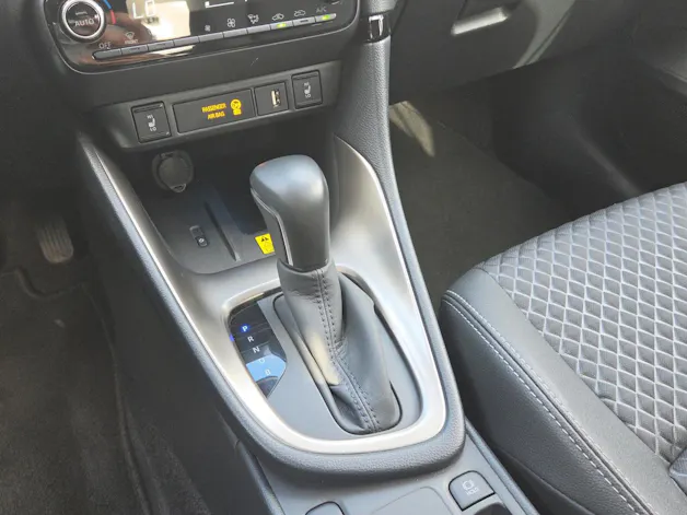 MAZDA 2 Hybrid Select