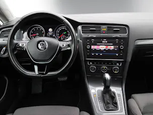 VW Golf 1.5TSI EVO Edition45