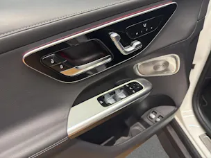 MERCEDES-BENZ GLC 400 e 4M - AMG / DISTRONC / 360 Grad Kamera / Soundsystem / Sitzmemory