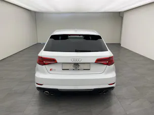 AUDI S3 2.0TFSI Quattro S-Tronic