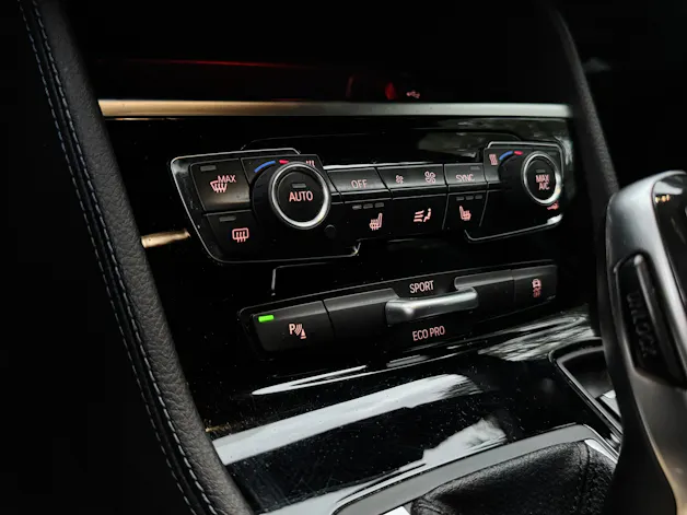 BMW 220i Gran Tourer Family Edition DKG *7 Platz*Alcantara*M-Paket*AHK uvm.*