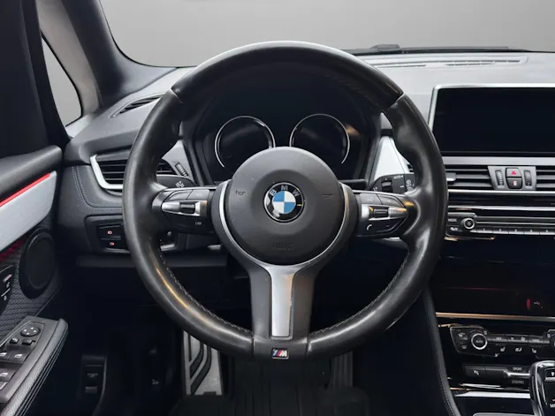 BMW 220i Gran Tourer Family Edition DKG *7 Platz*Alcantara*M-Paket*AHK uvm.*