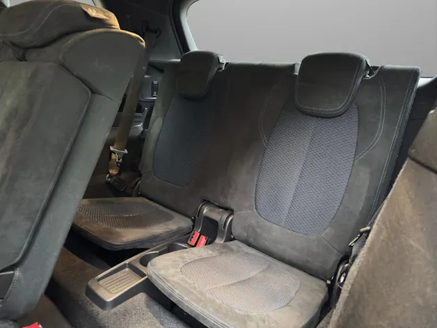 BMW 220i Gran Tourer Family Edition DKG *7 Platz*Alcantara*M-Paket*AHK uvm.*