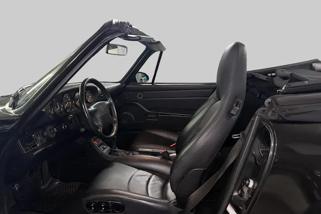 PORSCHE 911 Carrera 4 Cabrio