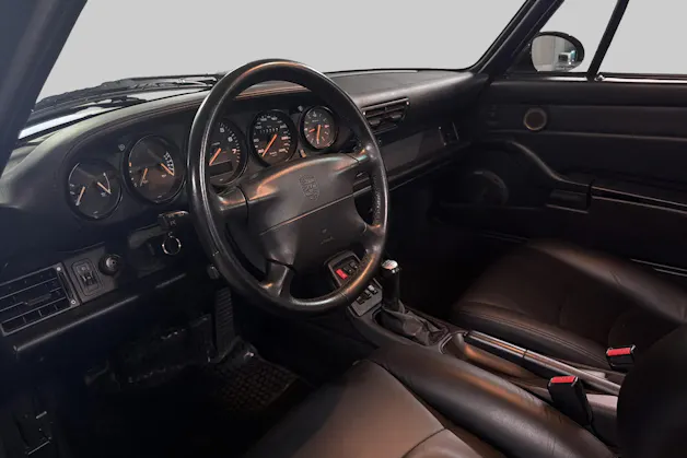 PORSCHE 911 Carrera 4 Cabrio