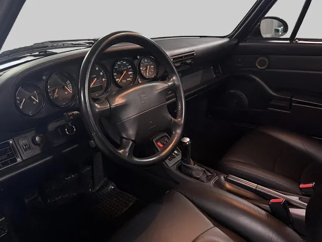 PORSCHE 911 Carrera 4 Cabrio