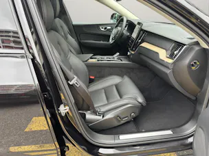 VOLVO XC60 2.0 T6 TE Plus Dark eAWD