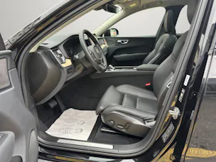 VOLVO XC60 2.0 T6 TE Plus Dark eAWD