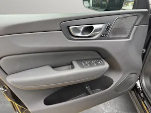 VOLVO XC60 2.0 T6 TE Plus Dark eAWD