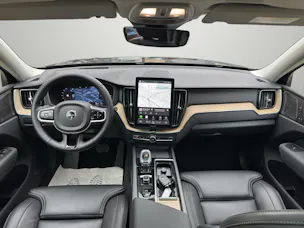VOLVO XC60 2.0 T6 TE Plus Dark eAWD