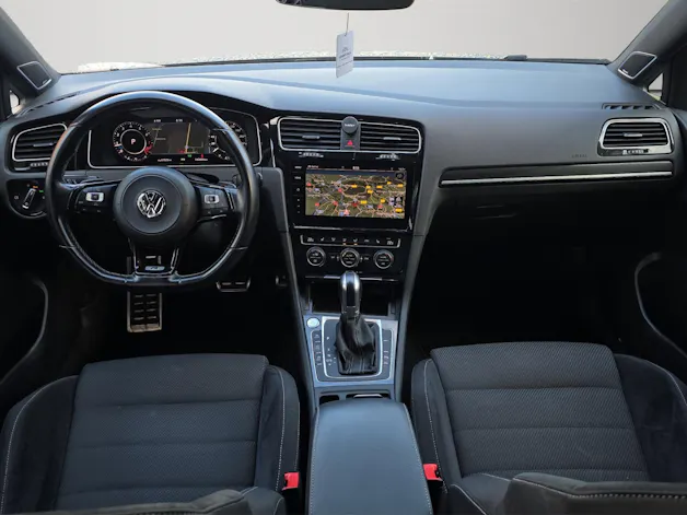 VW Golf 2.0 TSI R 4Motion DSG