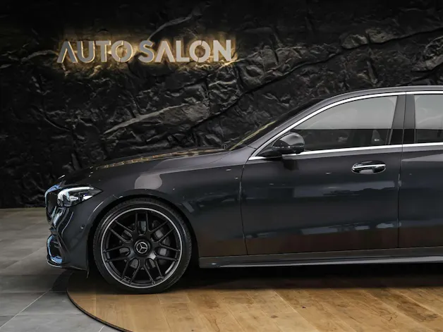 MERCEDES-BENZ C 300 d Limo AMG Premium *20" Felgen*Werksgarantie*DIGITAL LIGHT*360° Kamera*