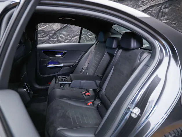 MERCEDES-BENZ C 300 d Limo AMG Premium *20" Felgen*Werksgarantie*DIGITAL LIGHT*360° Kamera*