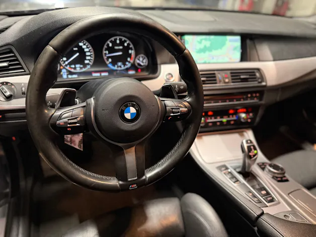 BMW 530d Touring xDrive M Sport Steptronic