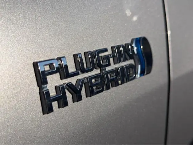 Suzuki Across 2.5 PHEV E-CVT